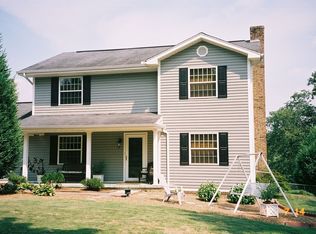 8310 Oak Forest Ln, Hixson, TN 37343