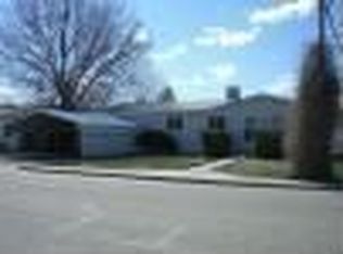 402 Zuni St, Aztec, NM 87410