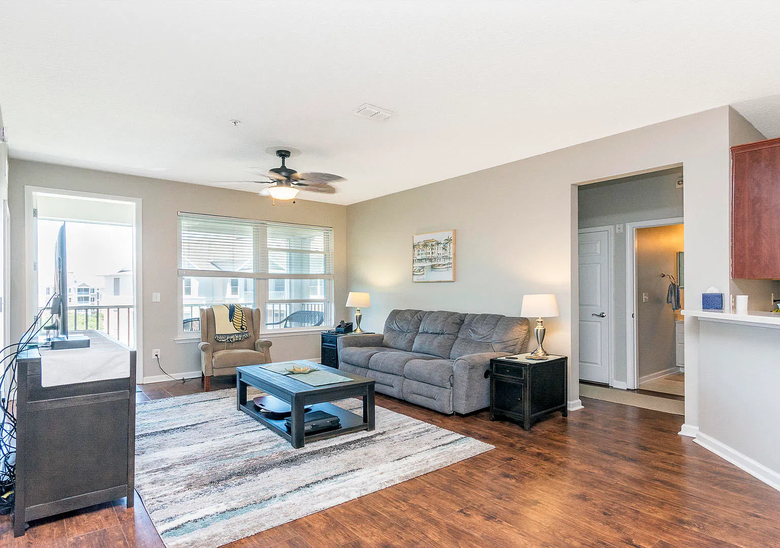 2 bed, 2.0 bath, 1126 sqft, $1,750 — Photo 4