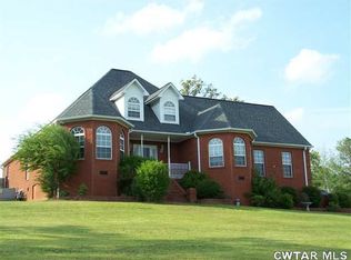 803 Timber Ridge Dr, Lexington, TN 38351