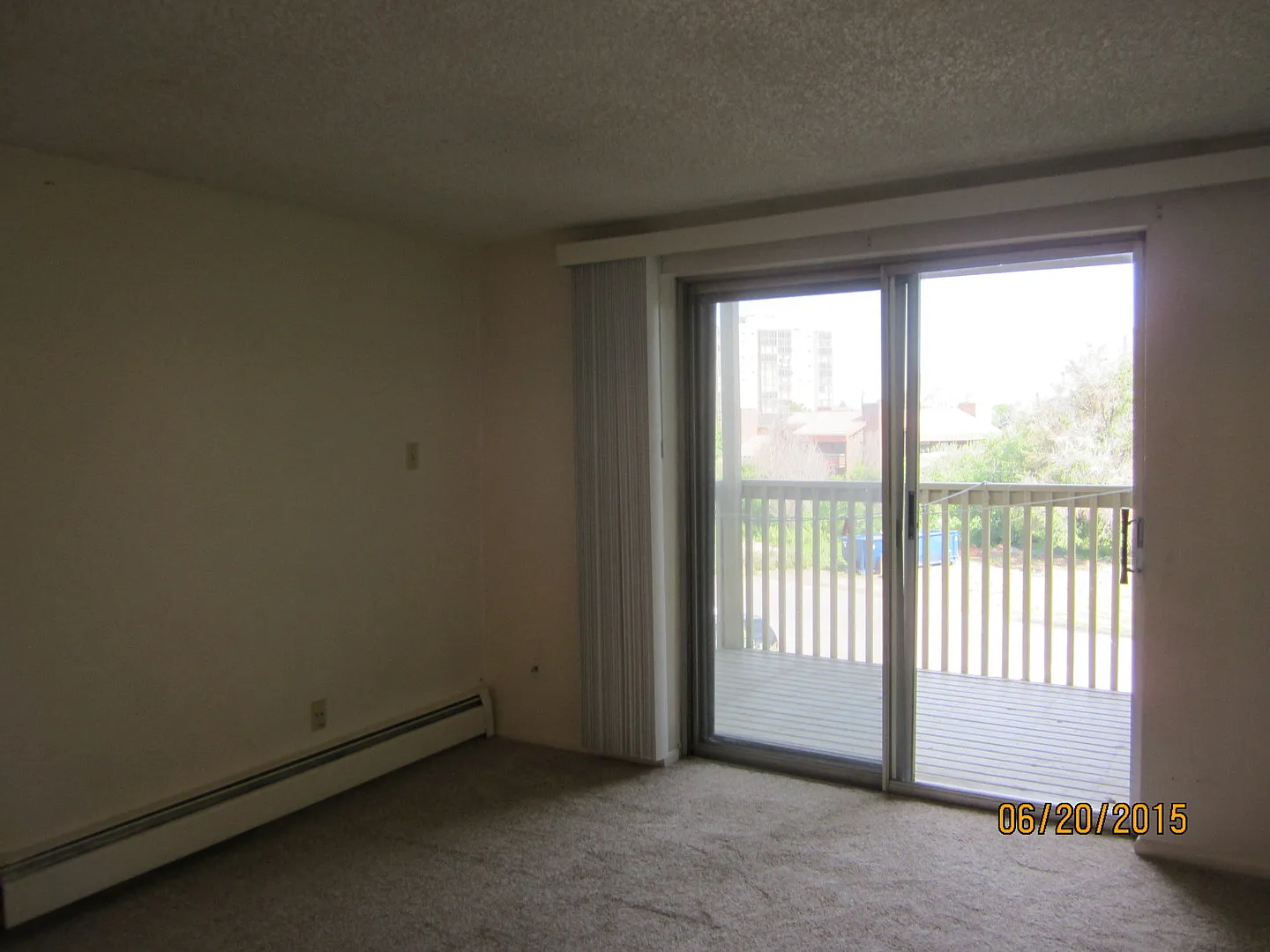 Wonderful 1 BR/1 BA Condo located on 3rd Floor in Secured Bldg! — Photo 2
