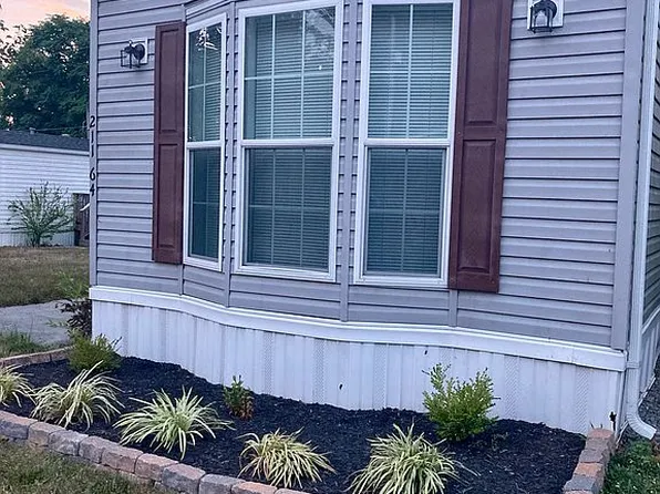211 Forest Lake Dr #64, Stephens City, VA 22655