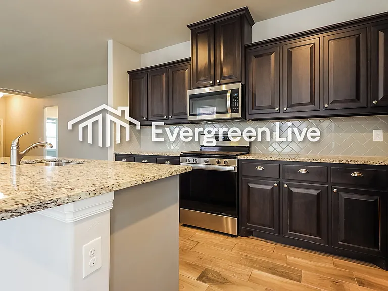 11308 SW 33rd Ter — Photo 7