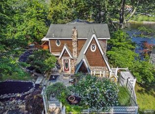 27 Witte Rd, Hewitt, NJ 07421