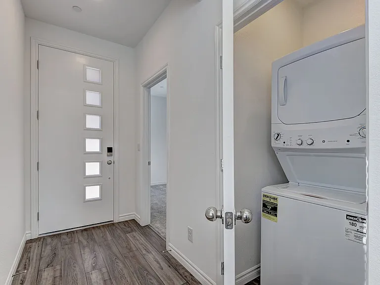 222 Palisade Falls Ave — Photo 7
