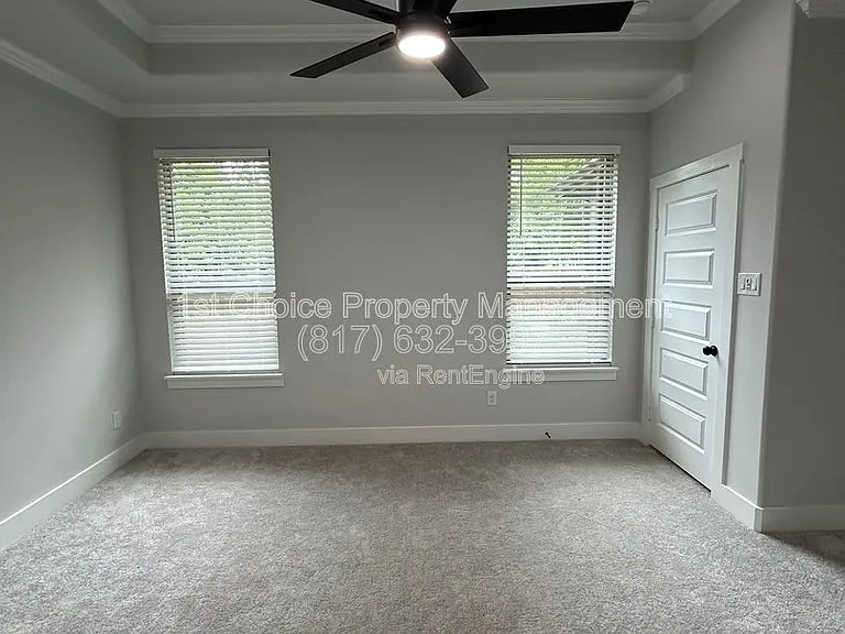 1609 Sharon St — Photo 17
