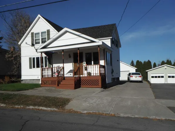 32 Martin St, Massena, NY 13662