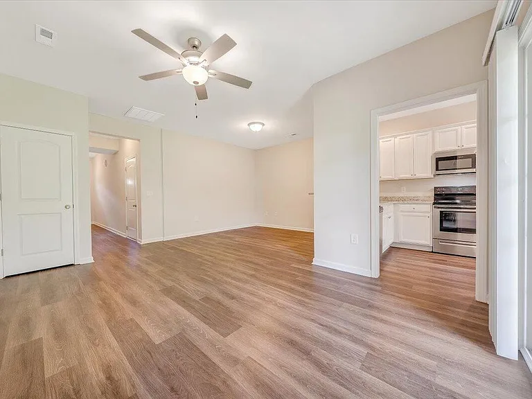 5388 Laurel Crest Ln — Photo 5