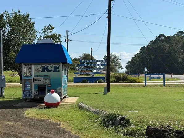R000119001 Admiral Dr, Hemphill, TX 75948