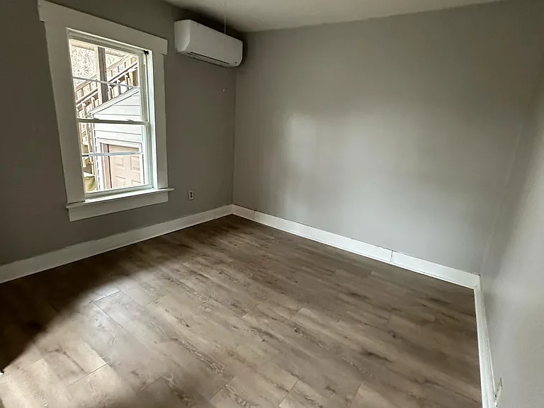 105 South St #1L — Photo 8