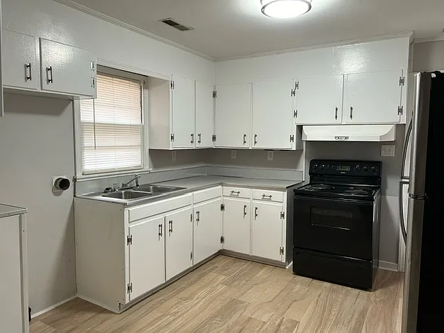 116 W Shoal St — Photo 3