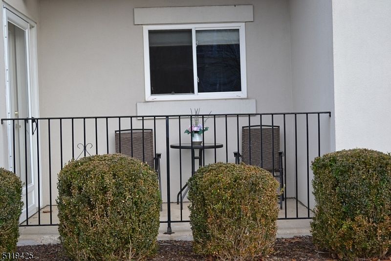 1st image of 1008 Brittany Dr