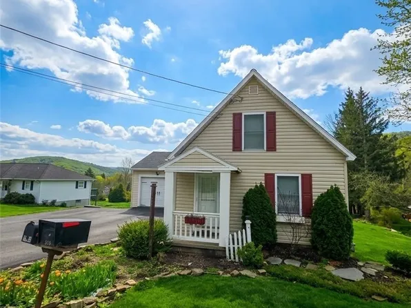 289 Bolivar Dr, Bradford, PA 16701
