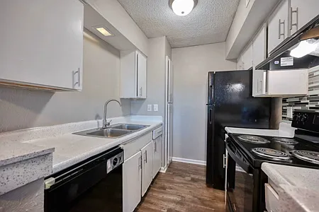 Avaya Garland Apartments — Photo 20