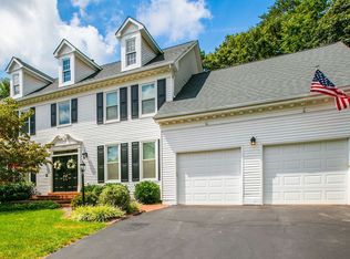 21090 Raintree Ct, Ashburn, VA 20147