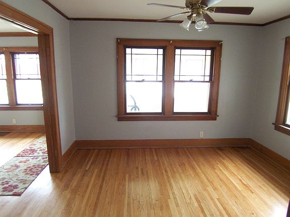 3rd image of 3120 Dearborn Blvd
