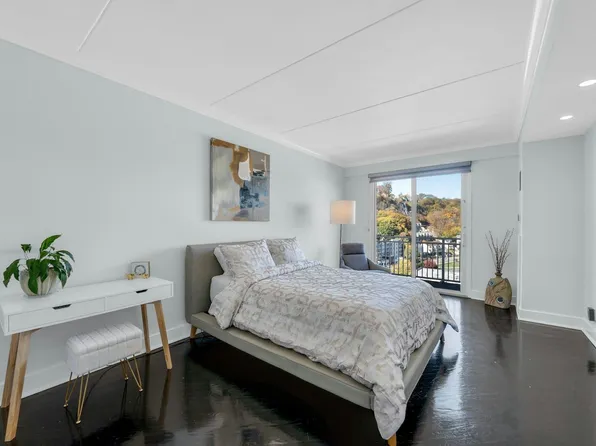 1077 River Road image 10 of 33