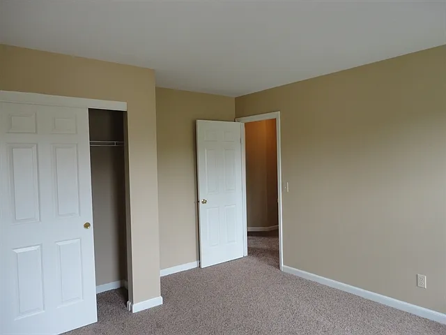 7037 Berry Blossom Ct — Photo 11