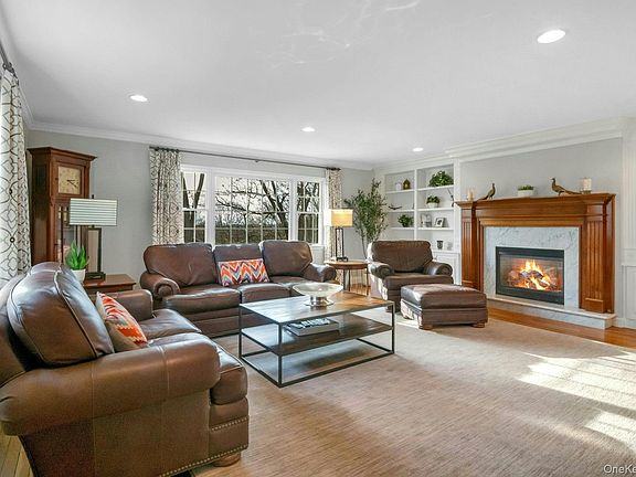 4th image of 10 Rose Hill Road