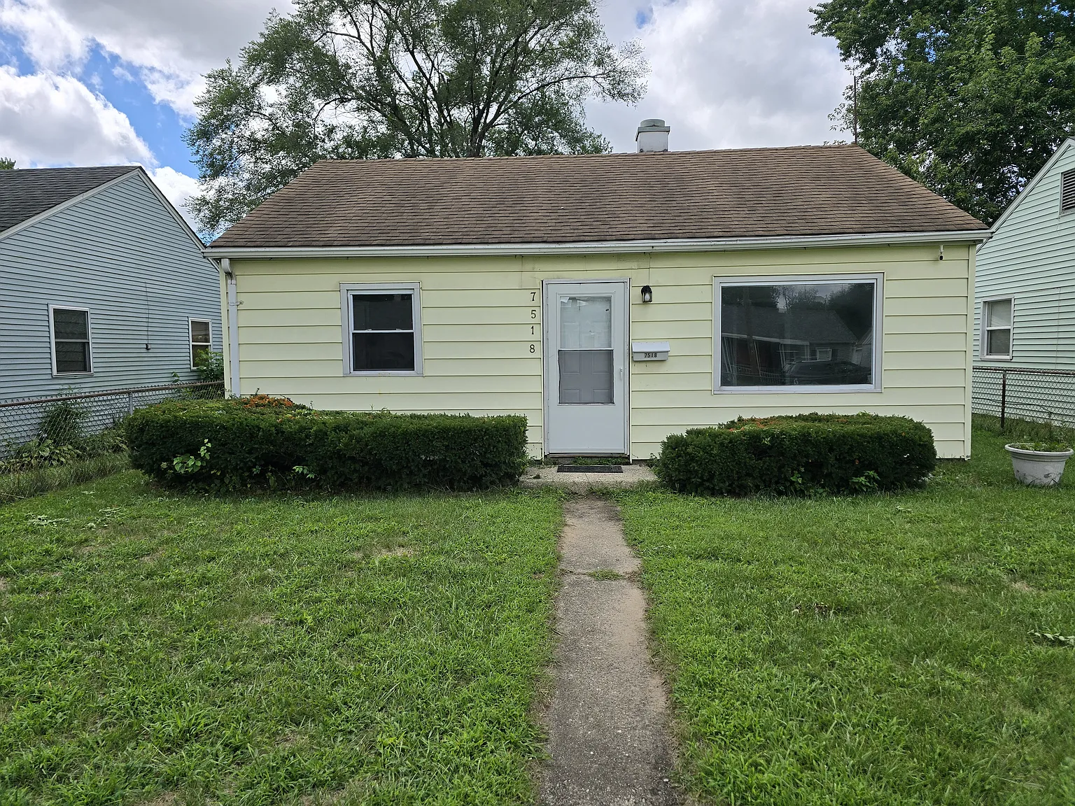 2 bed, 1200 sqft, $1,575 — Photo 3