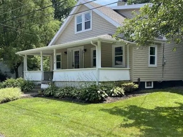 208 Pearl St, Millersburg, PA 17061