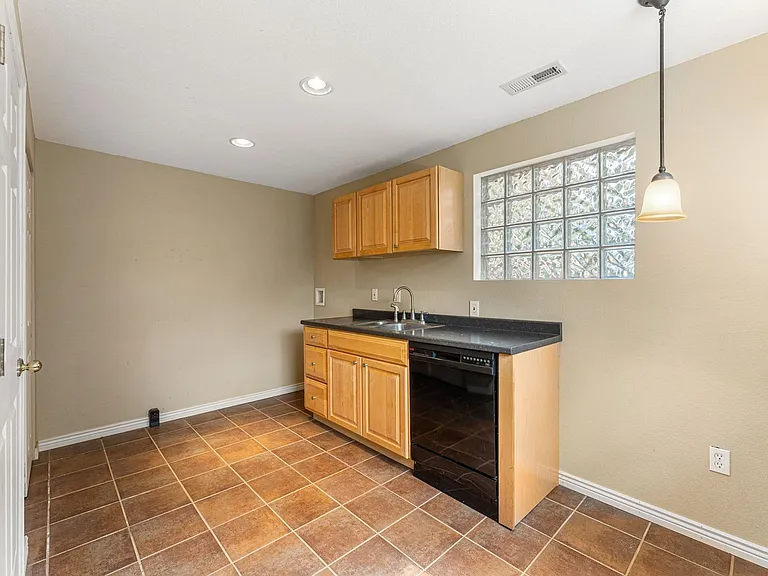 4451 S Cherokee St — Photo 19