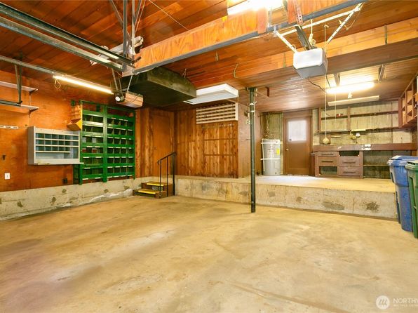 7721 57th Avenue NE, Seattle, WA 98115