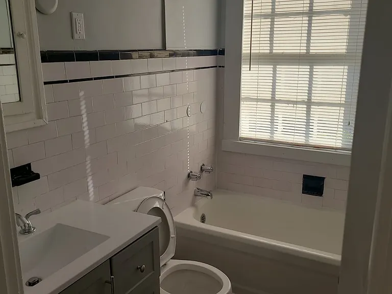 605 South Lexington Avenue - A-2 — Photo 5