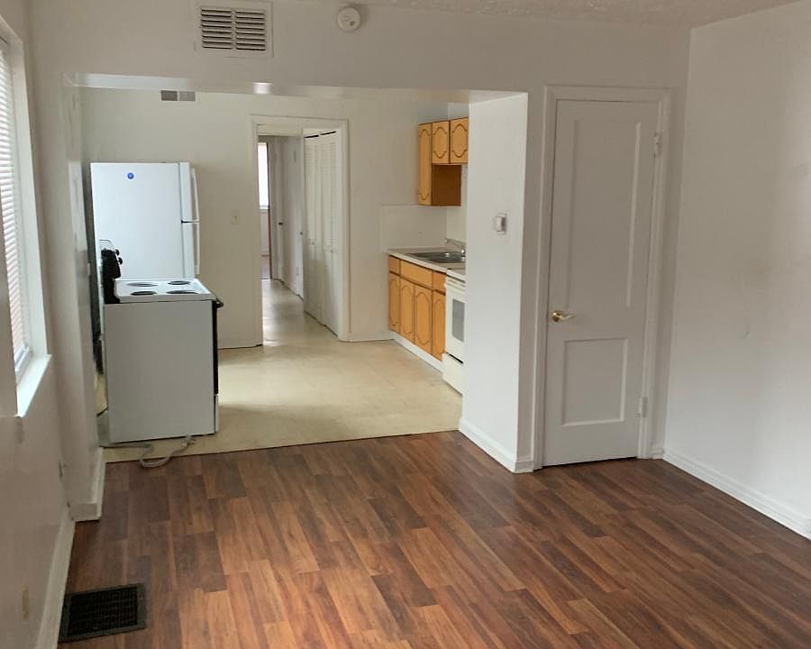 1056 Loretta Ave. Open Houses Sun. 3/20 100145 PM Apartments