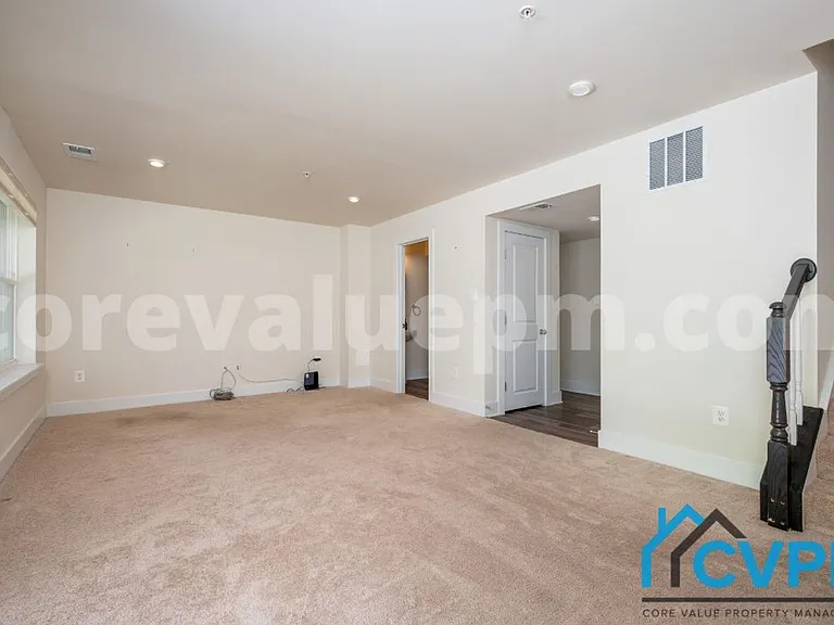 2542 Buckthorn Dr — Photo 21
