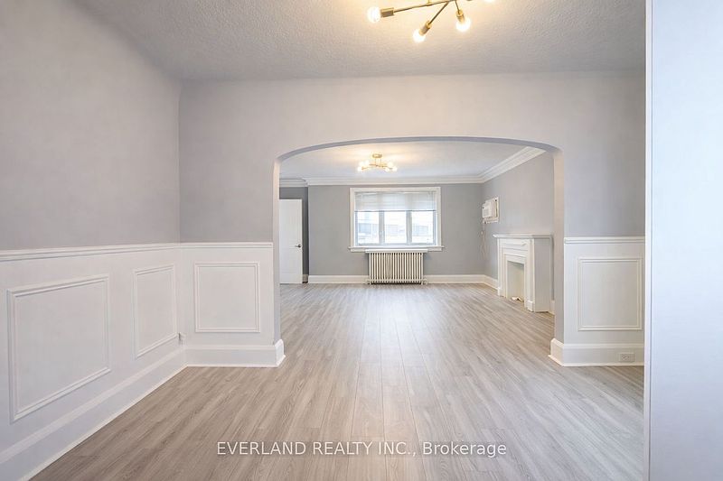 Toronto House for rent - 2 Bedrooms — photo 2