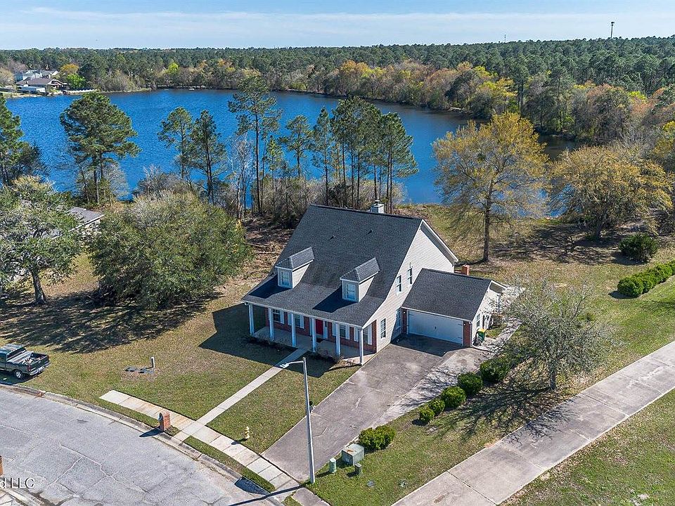1st image of 11912 Summerhaven Cir