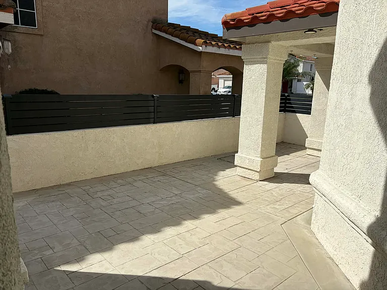 16139 Firestone Ln — Photo 3