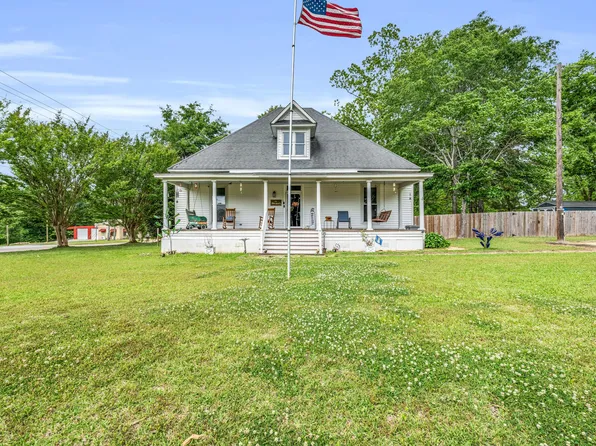 25 Edwards St, Sturgis, MS 39769