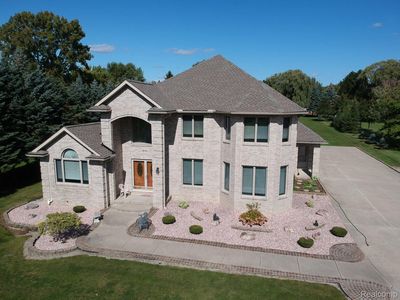 305 E Avon Rd, Rochester Hills, MI, 48307