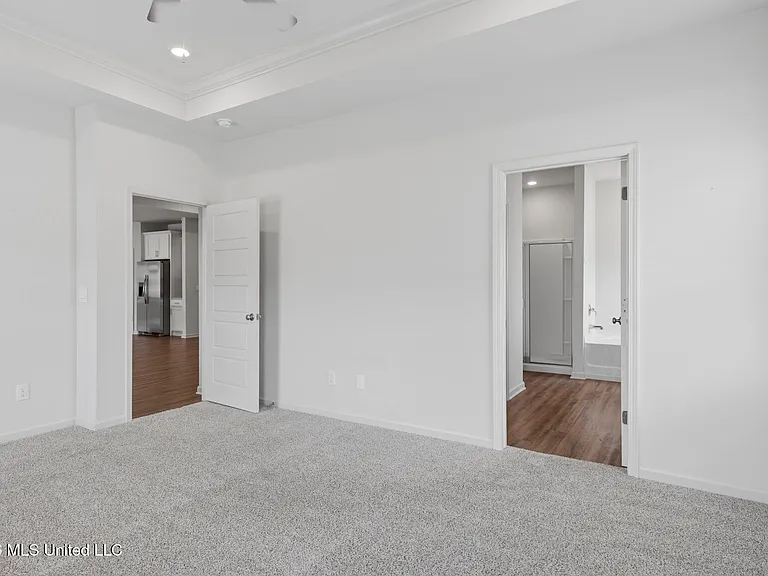 429 Piney Dr — Photo 16