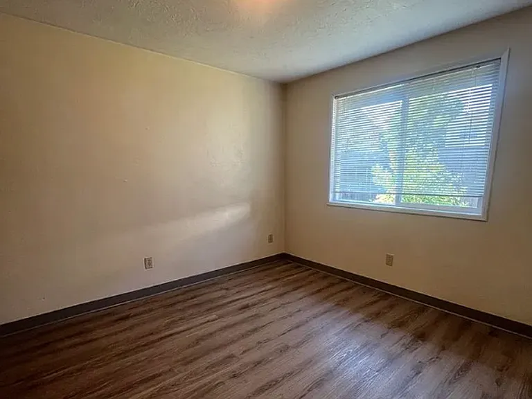 3869 N Clarey St — Photo 10