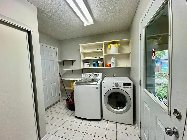 205 Glynn Ave — Photo 8