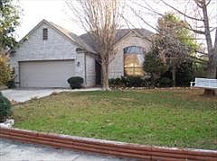 1st image of 1795 Oak Gln