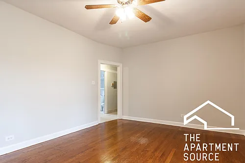 1513 W Fargo Ave #1 Photo 1