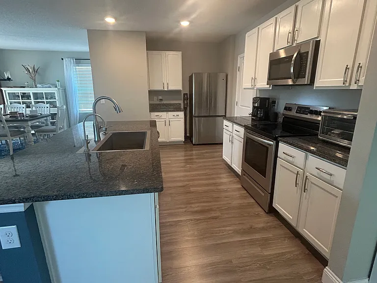 4864 Silver Topaz St — Photo 5