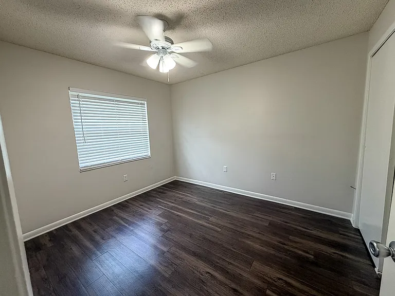 5115 S Clarice Ct #C — Photo 7
