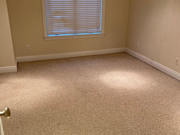 3rd image of 41 Devonwood Dr #1