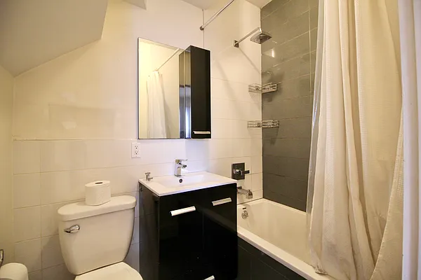 Rented by Hagstrom Management Inc | media 6