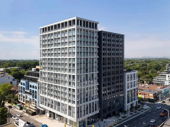 2020 Bathurst St, Toronto, ON
