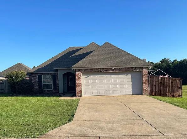 316 Crestridge Dr, Pineville, LA 71360