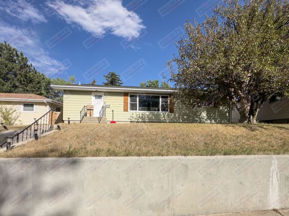 407 Rohan Ave