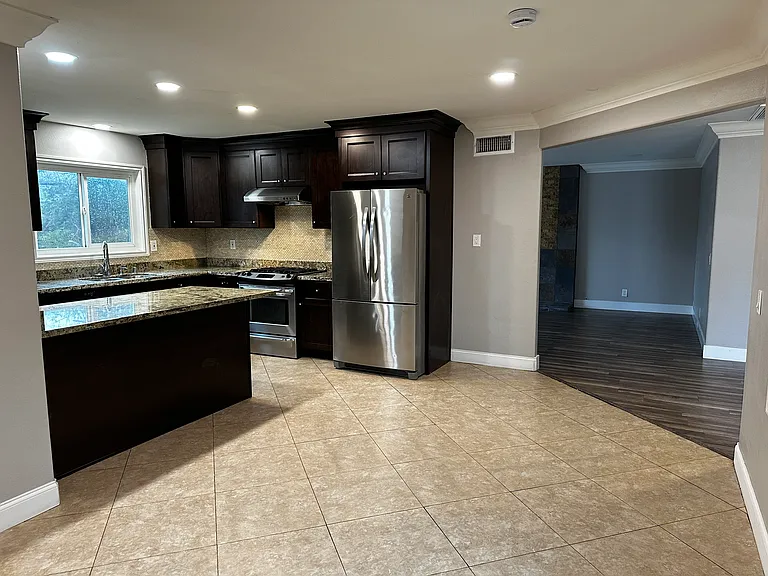 9390 Heather Ave — Photo 28