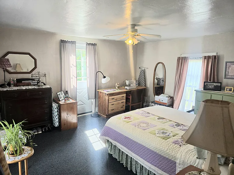 653 E Beaver St #B — Photo 12