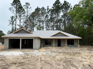 10072 N Athenia Dr, Citrus Springs, FL 34434